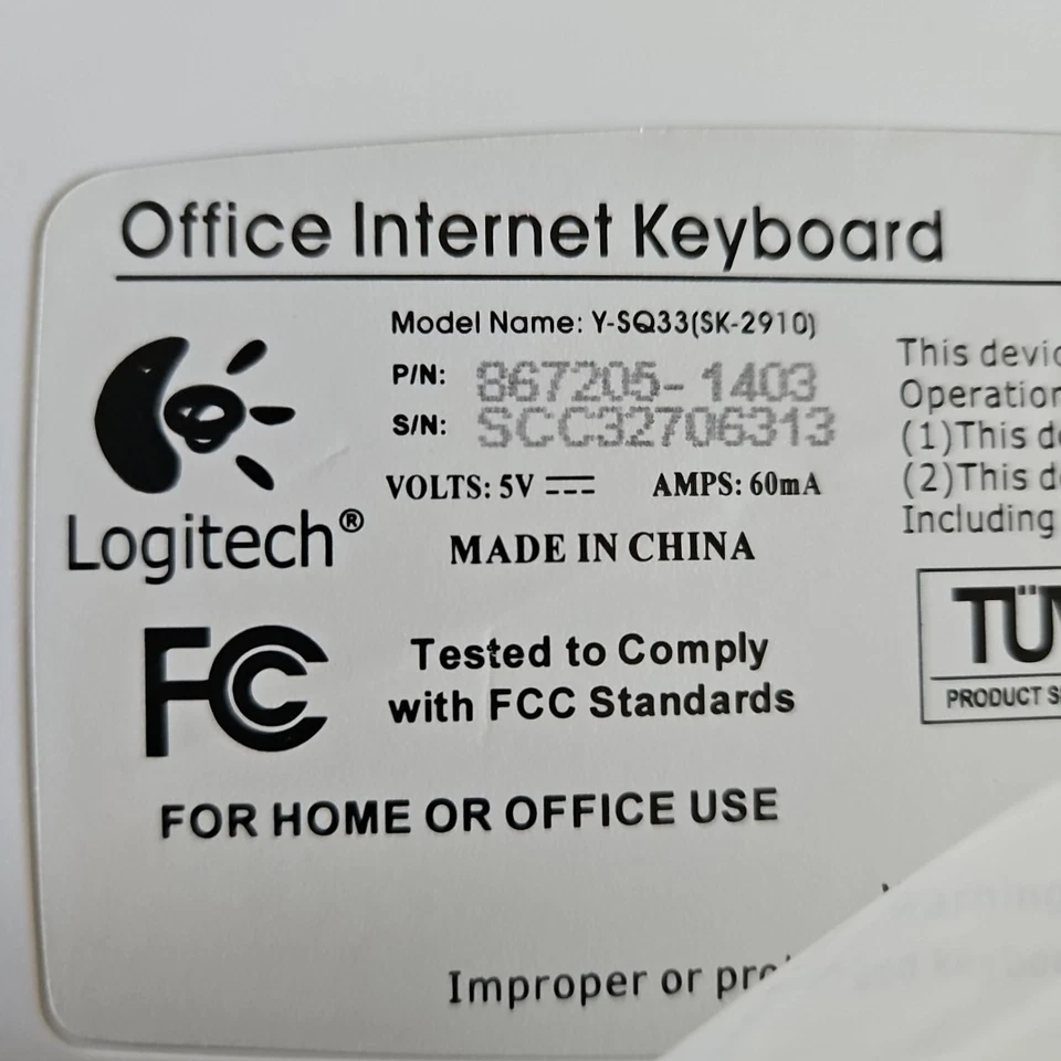 Logitech PS/2 Vtg WHITE Internet Pro Keyboard Model Y-SQ33(SK-2910) w/ Palm Rest - Image 2 of 4