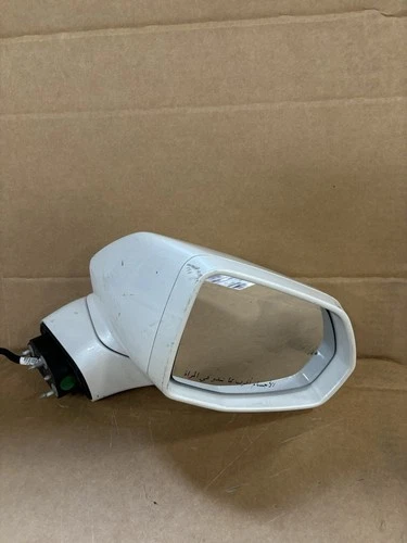 2017-2019 Cadillac XT5 RH Passenger Side Mirror W/blind OEM 84210554