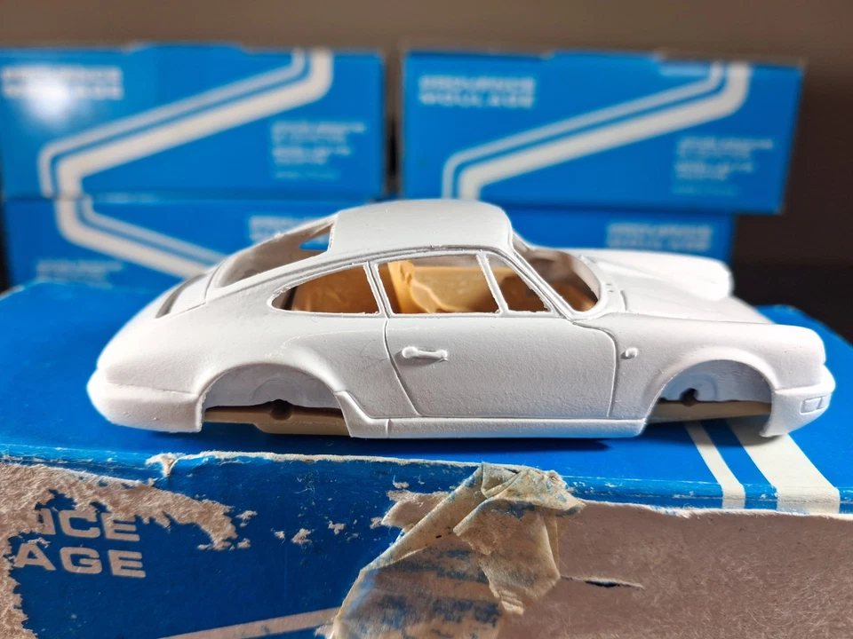 PROVENCE MOULAGE PORSCHE CARRERA 2 CUP SHELL 1990 SCALA 1/43 - Immagine 3 di 4