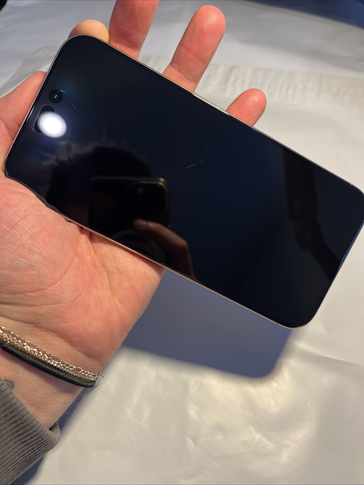 Apple iPhone 16 Pro Max - 256GB (T-MOBILE ONLY)  Works Great - READ DESC!! (#p3)