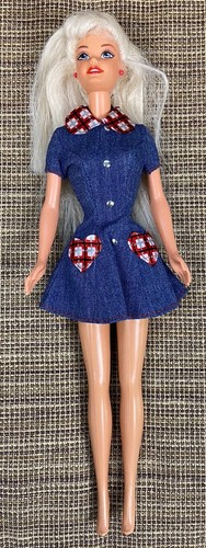 1997 Vintage Mattel Barbie STYLE Puppe #18219 mit Kleidung