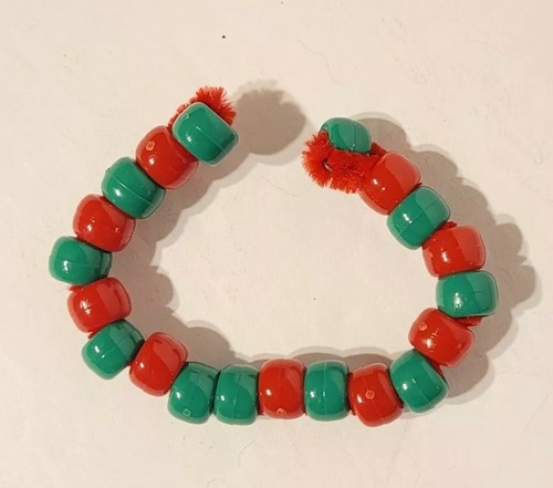Vintage Hand Perlen Pfeifenreiniger Zuckerstange Ornamente Dekorationen rot grün 12 Stück - Bild 7 von 10