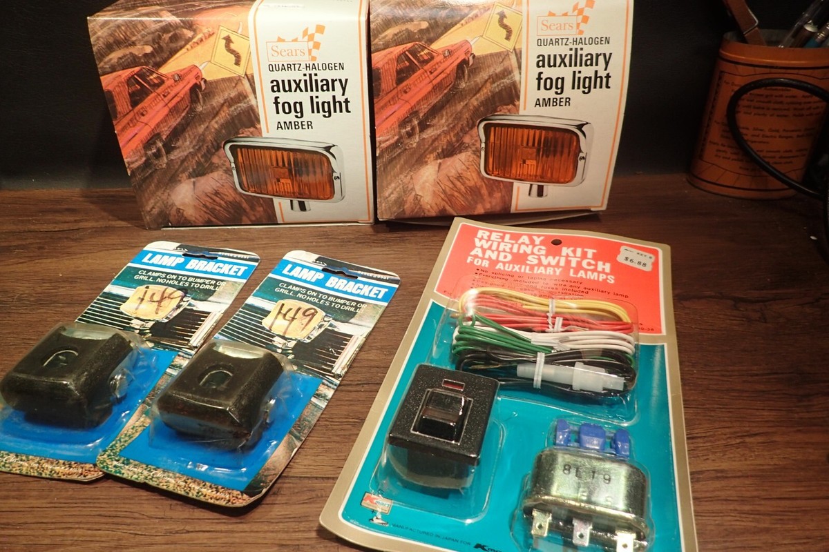 Rare Vintage Sears Quartz Halogen Amber Fog Lamp Light Set Chrome
