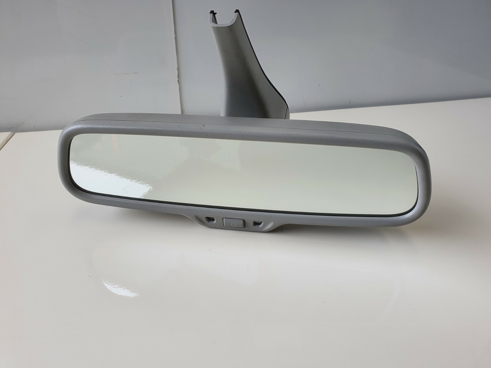 Foto 1 di 12