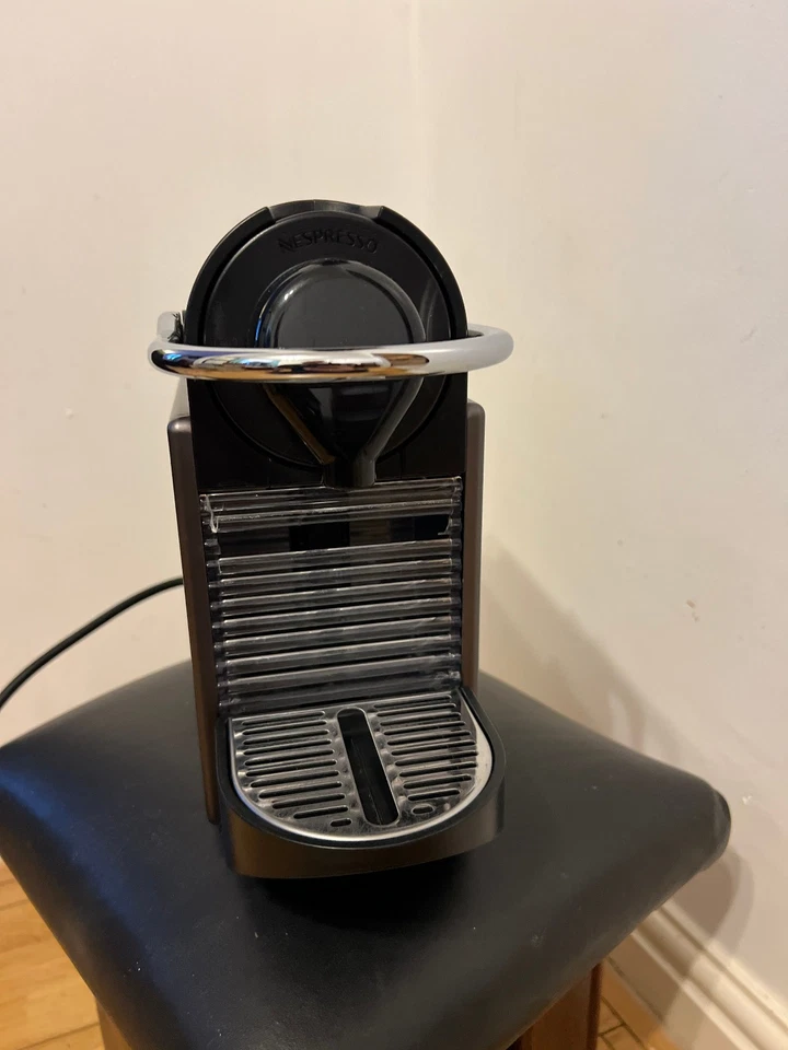 Krups Nespresso Pixie XN306T40, photo 2 of 5