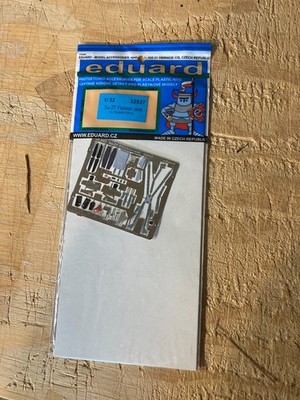 EDUARD 32537 Su-27 FLANKER B *EJECTION SEAT* FOR TRUMPETER 02224 1/32