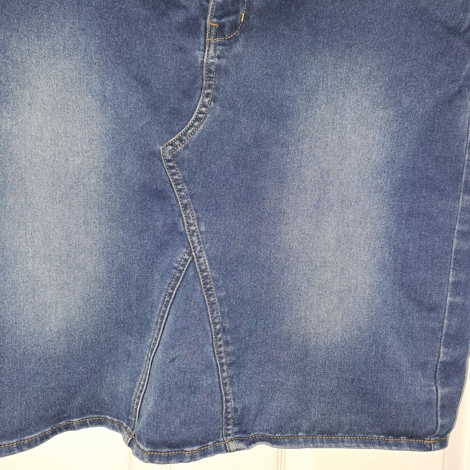 GEORGE blue denim skirt, size 16, length 20 inches - Image 2 of 3