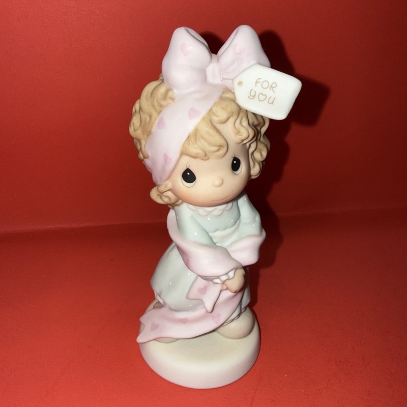 Precious Moments “What Better to Give Than Yourself “ 487988