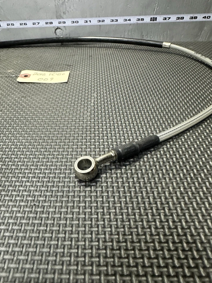 Husqvarna FC450 2016 pinza de freno delantera y línea de freno Foto 4 de 4