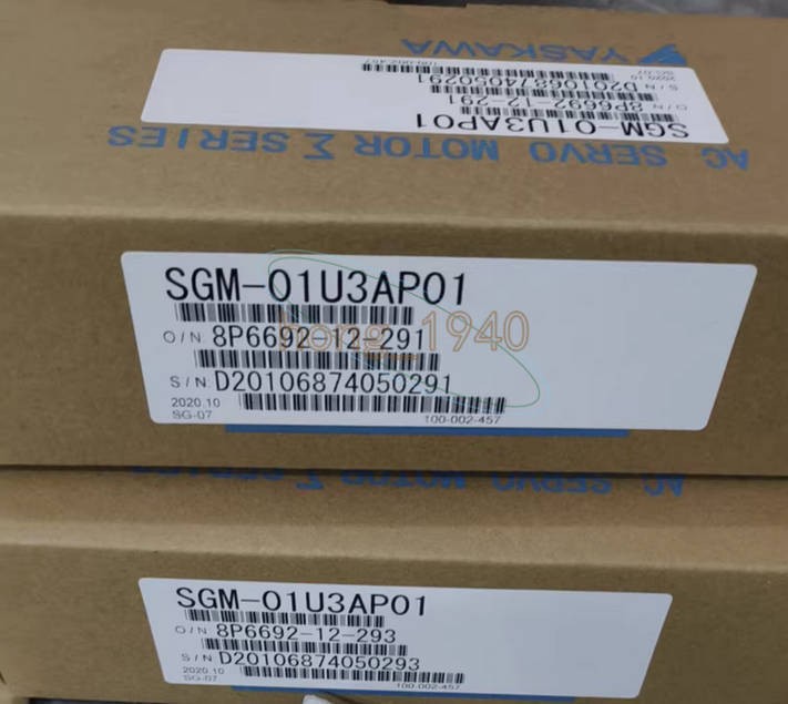 One NEW YASKAWA AC SERVO MOTOR SGM-01U3AP01