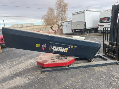 Wulftec Semi-Automatic Turntable Stretch Wrapper-2021 Excellent Cond
