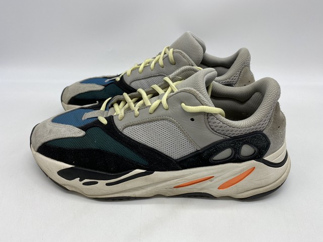 yeezy wave runner size 12