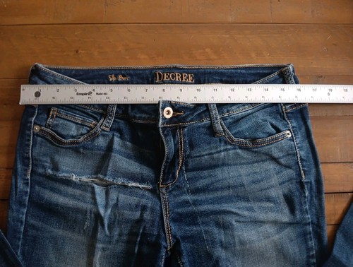 Decree Womens Slim Boot Cut Jeans Sz 11 Med Blue Distressed Pants - Picture 3 of 10