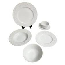 6 Piece Dinner Setting American Living Meredith Excellent Condition White