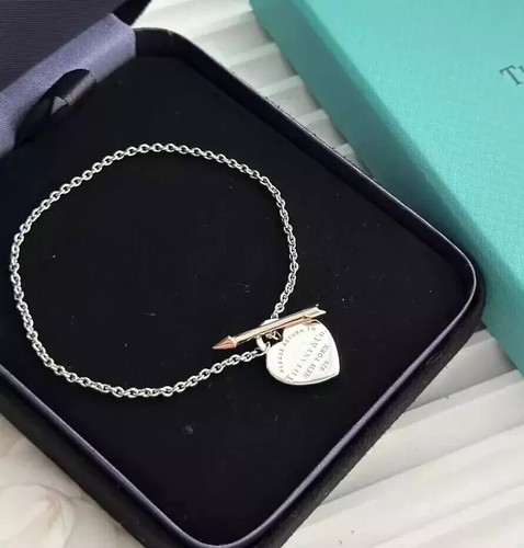 Tiffany & Co. Lovestruck Armband mit Herzanhänger aus Silber und Roségold - Bild 2 von 4