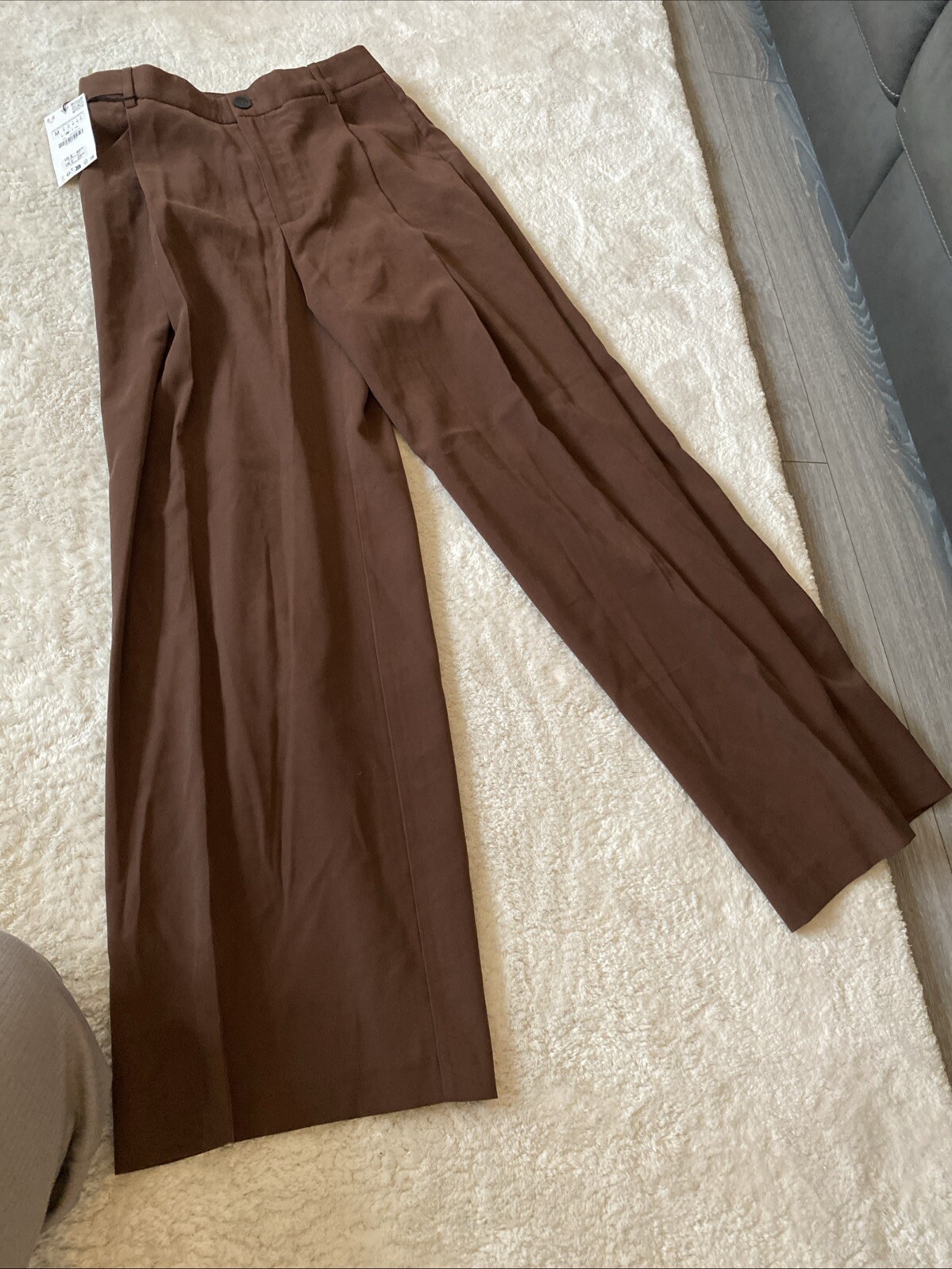 Picture 4 of 6