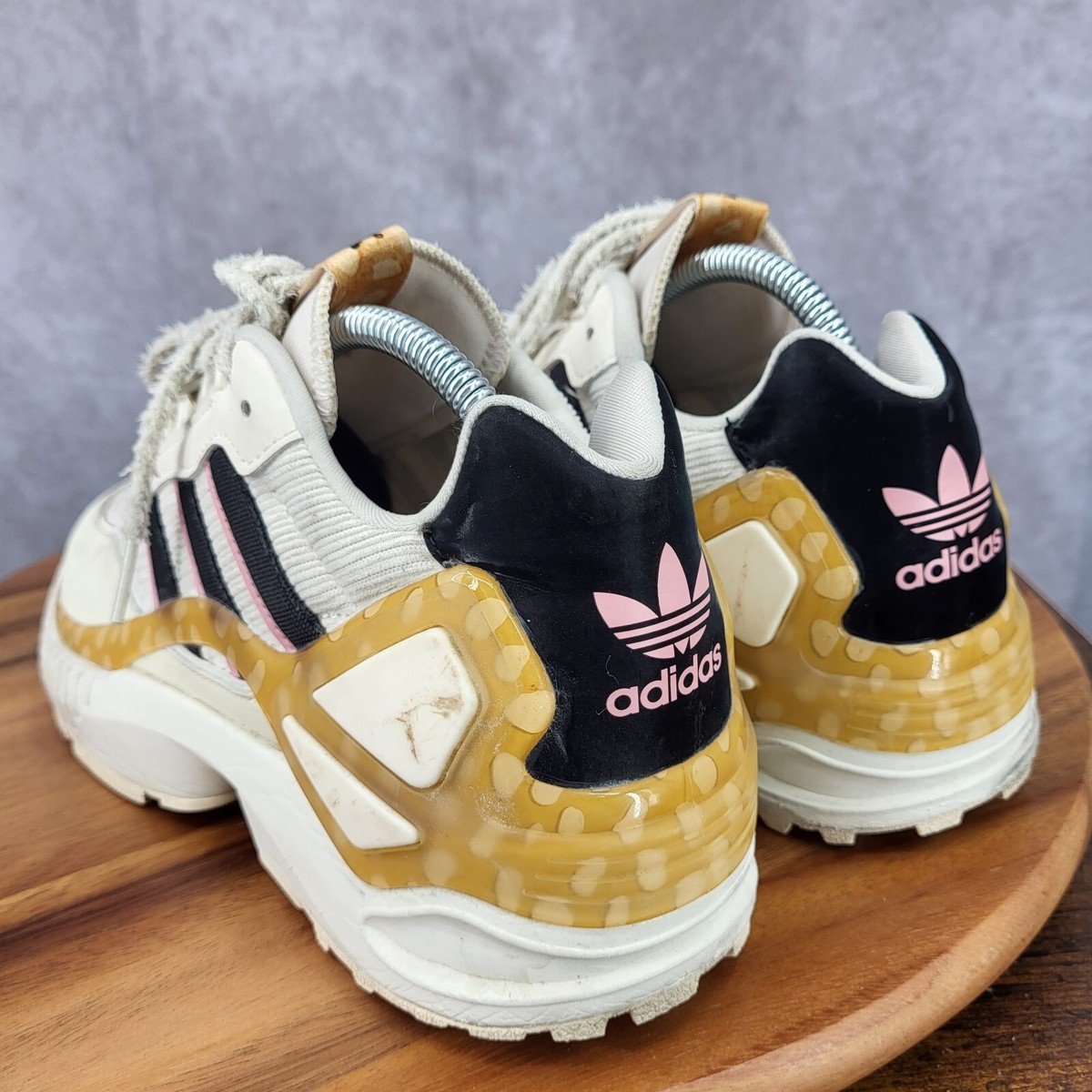 Size 9.5 - adidas Disney x ZX Wavian Bambi W for sale online Size 9.5 - adidas Disney x ZX Wavian Bambi W for sale online