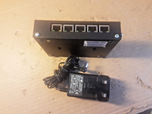 MikroTik RouterBoard 5 Port Gigabit Router, BITTE LESEN