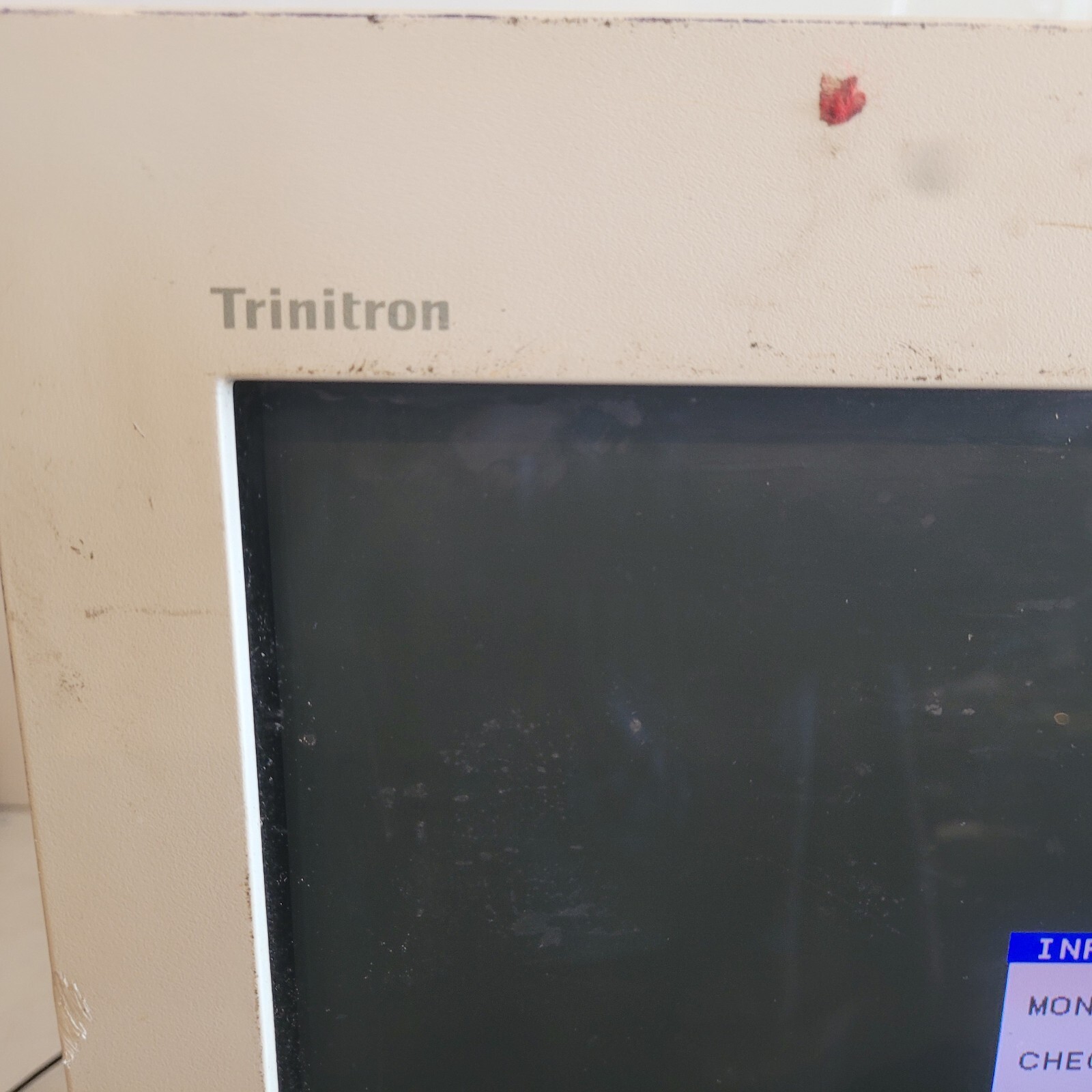 Dell Trinitron UltraScan P780 17