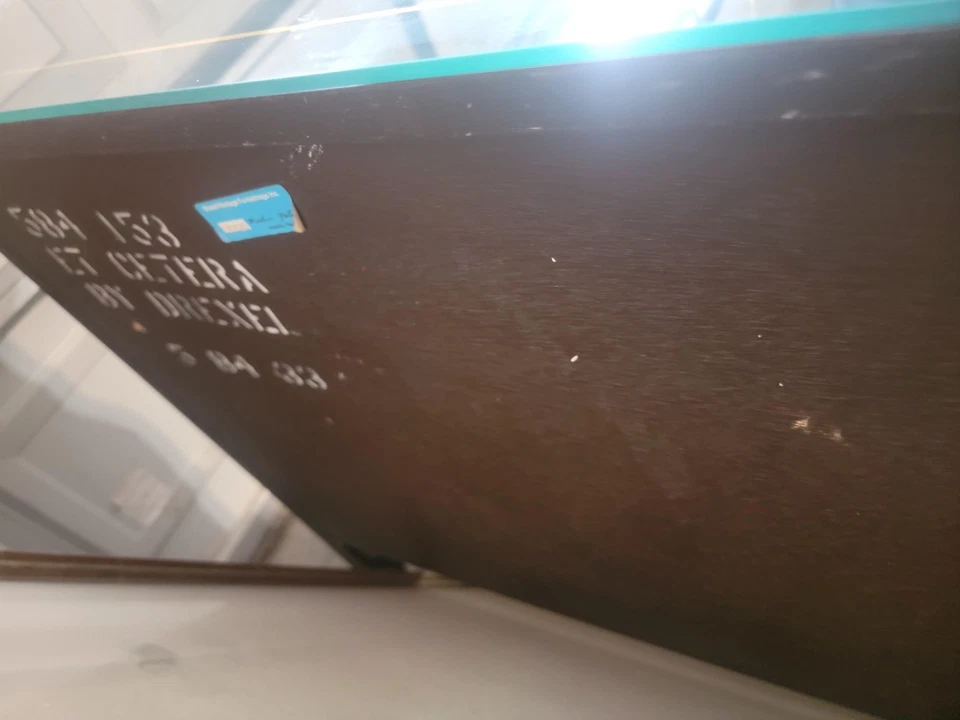 Cajonera vintage lacada chinoiserie de la colección Drexel Et Cetera. Foto 3 de 4