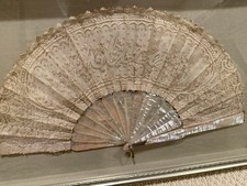 Antique Victorian Lace Bride  s Fan for Alice   Truly Unique