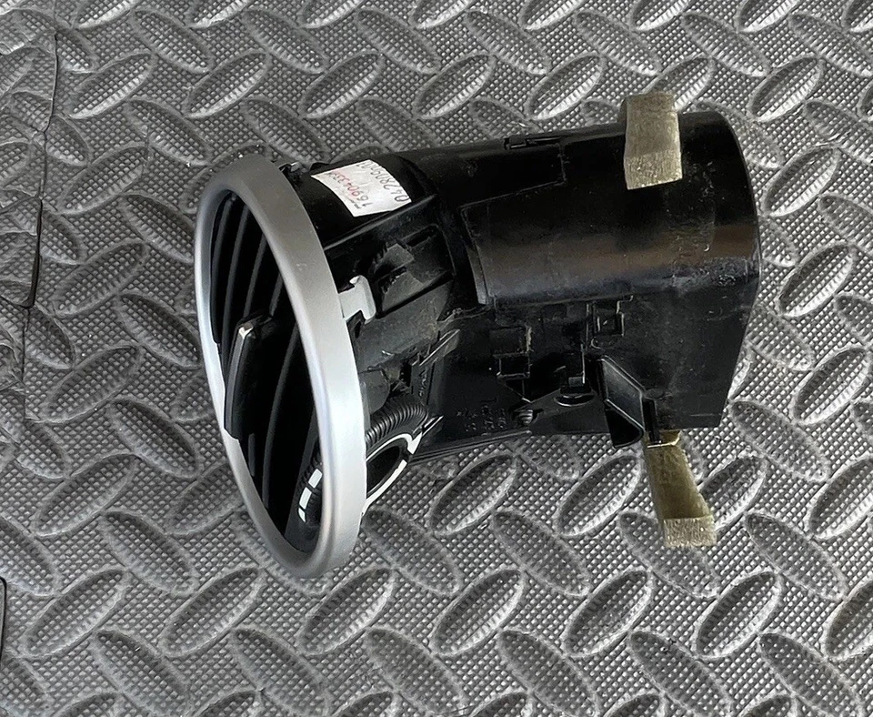 Mercedes X164 GL350 ML63 ML350 2006-2012 tablero ventilación de aire lado izquierdo OEM Foto 3 de 4