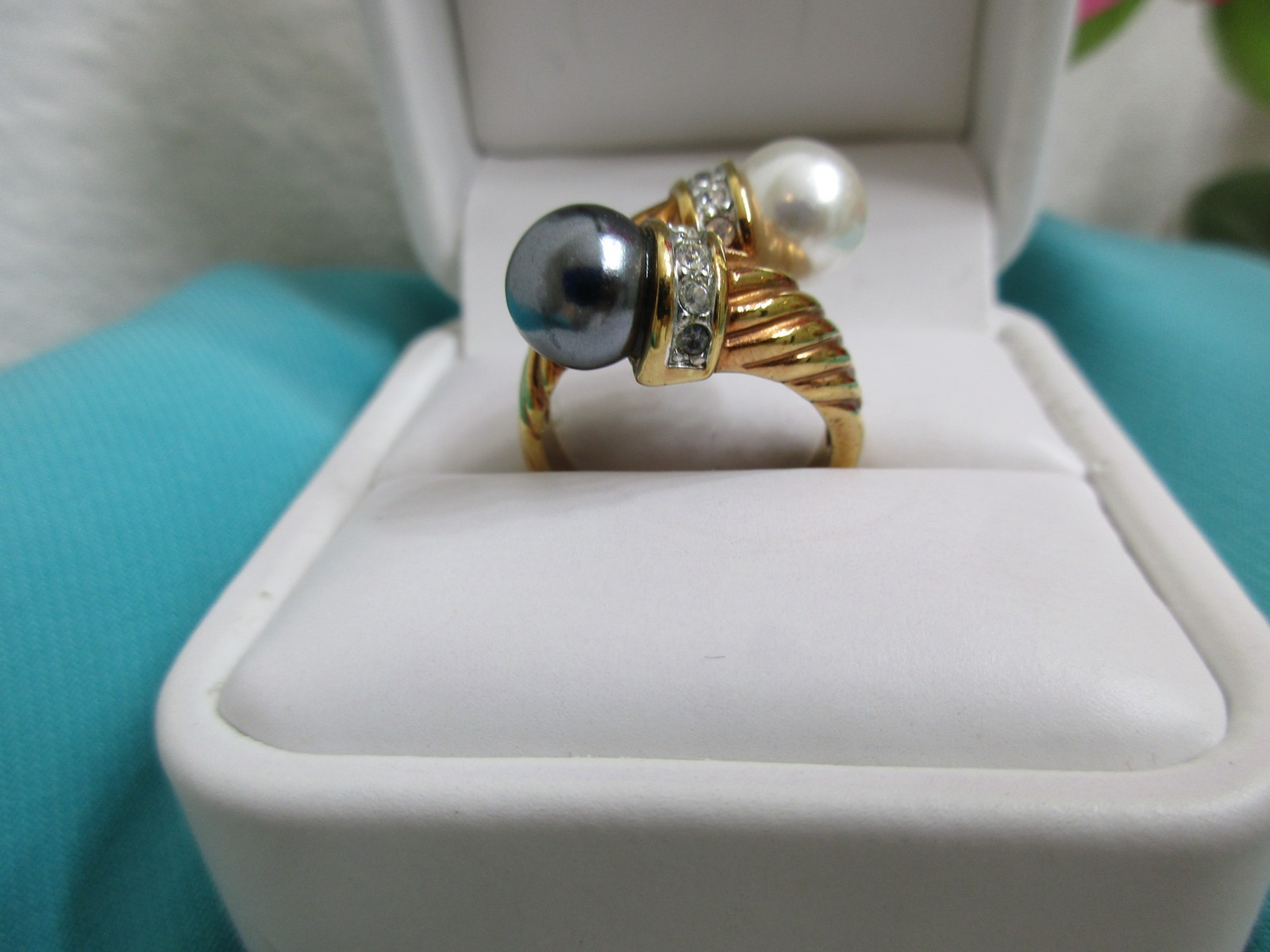 Cornucopia Ring Twisted rhinestone & Pearls Signe… - image 22