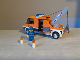 LEGO CITY LOT: Tow Truck, Crawler, Snowmobile (7638 60033 60032) w/Instructions