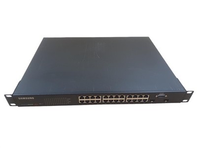Samsung iES4024GP 24-Port 10/100 PoE 2x Gigabit Combo Ports Switch mit Halterungen