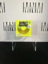 J  adore Yellow Donut Dough Squishy       Stress Relief Fidget Toy NEW