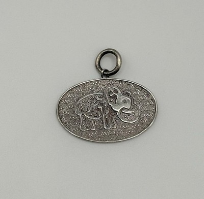 Vintage Sterling Silver Baroni Signed Cute Elephant Pendant 