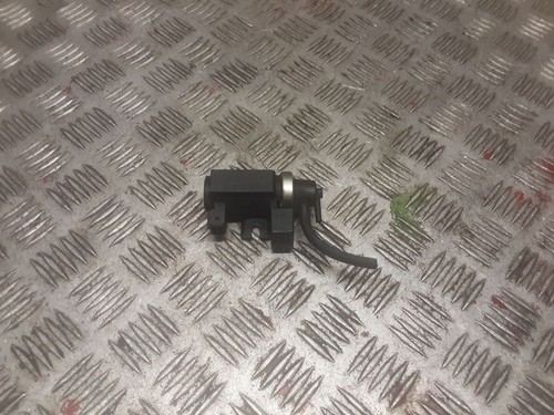 BMW 5 E60 E61 2006 Diesel 160kW Turbolader Druckwandler Magnetventil 2247906