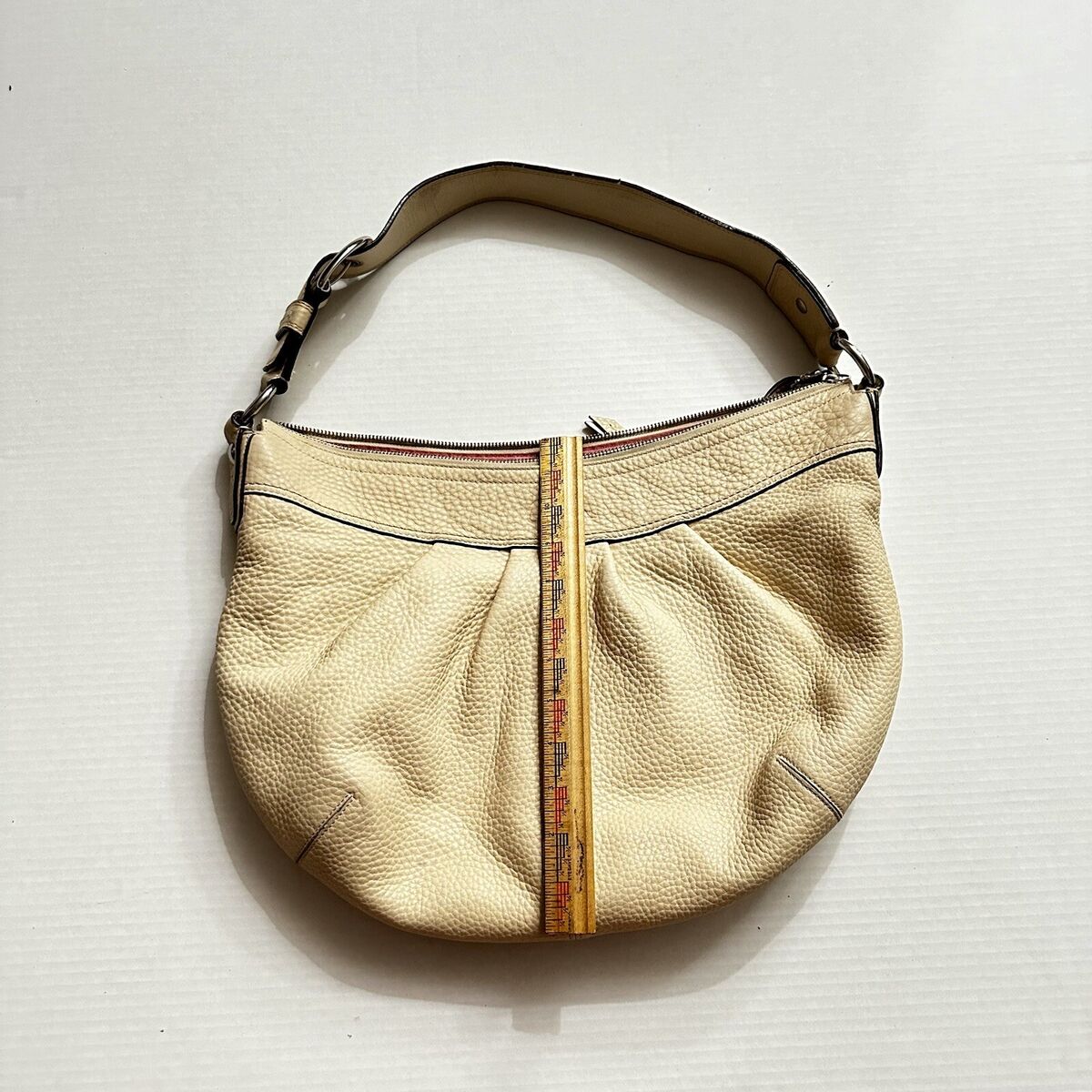 Coach Cream Pebbled Leather Large Hobo Thick Strap Handbag Coach Cream Pebbled Leather Large Hobo Thick Strap Handbag