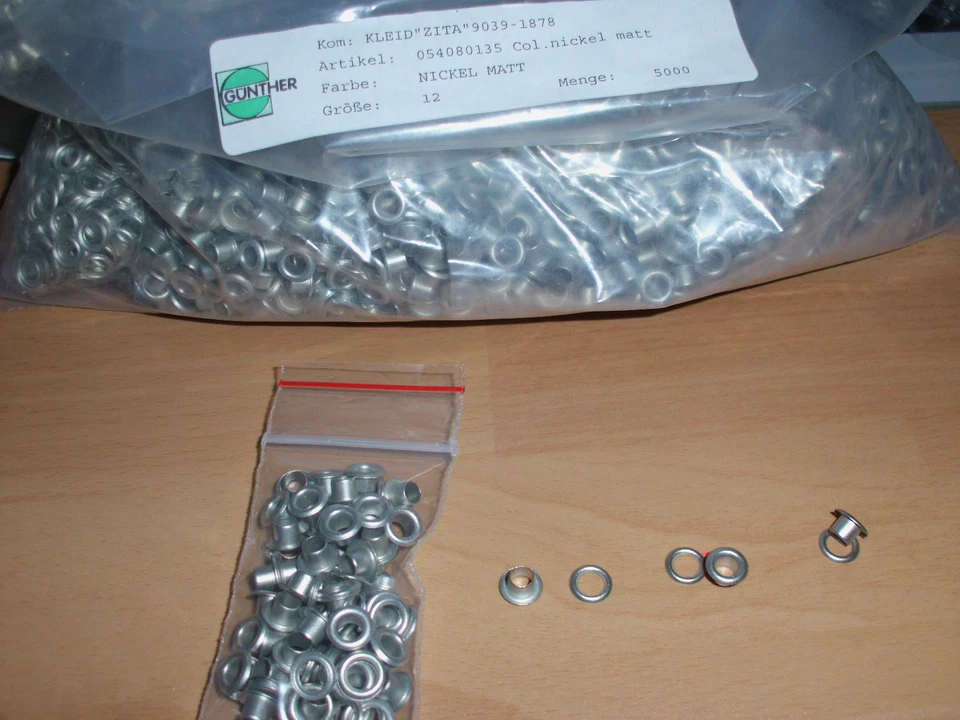 GÜNTHER (0,010€ / Stück) 50 Stück Marken Ösen ca: 4 mm Farbe: silber (Öse 2)