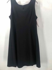 Pre-Owned Talbots Black Size 14P V Neck Knee Length Sleeveless Dress