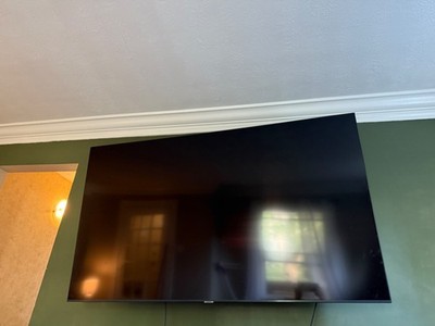 70 inch samsung tv. Great condition, just moving. Barely used. 