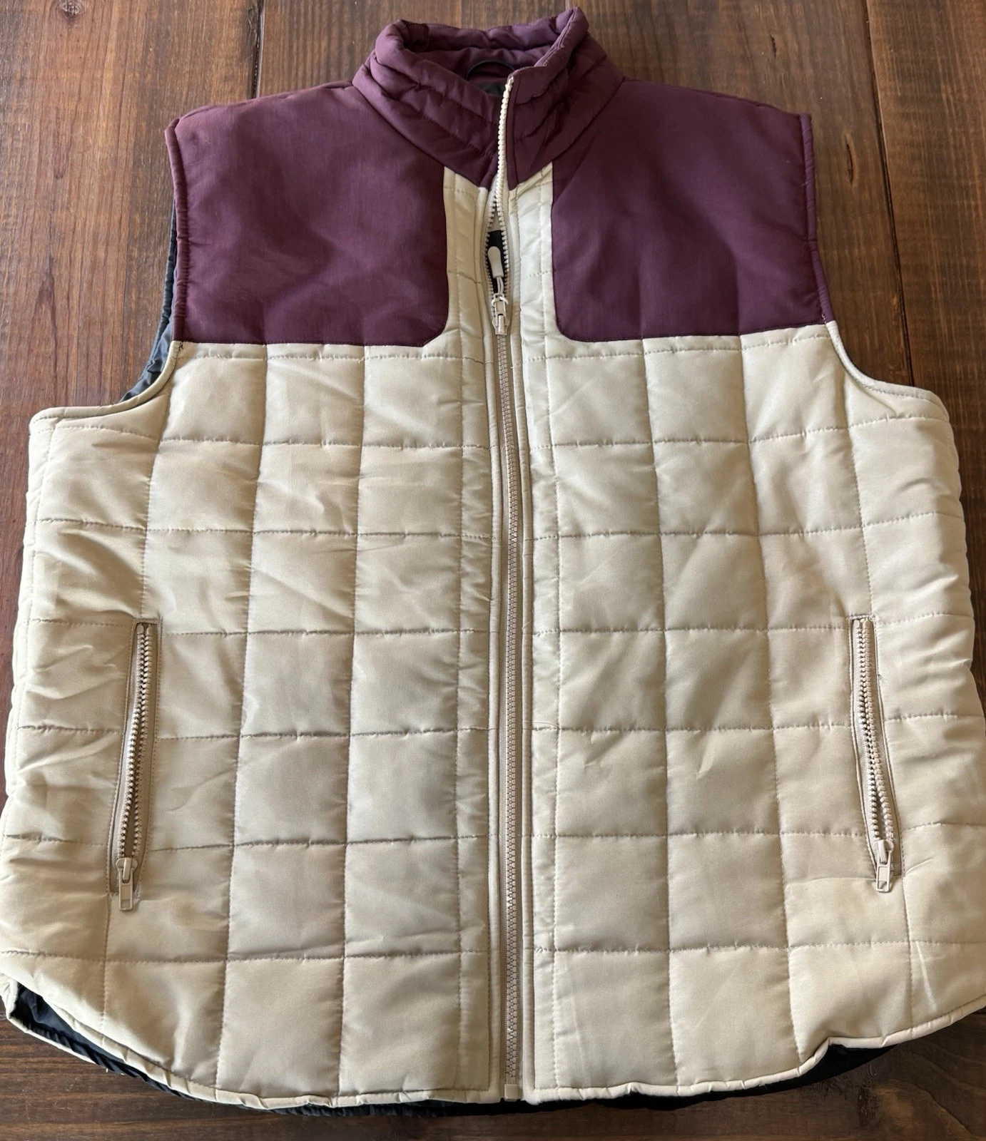 Nomad Two-Tone Tan Puffer Vest Mens Size Large Western Cabin Outdoor