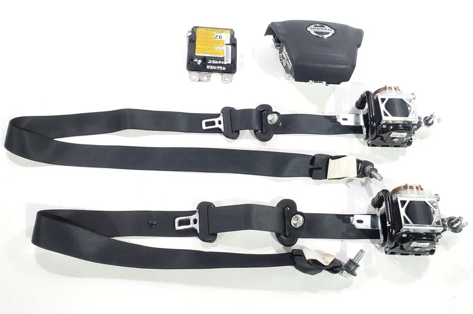 2017 Nissan Titan XD OEM Steering Wheel Air Bag With Module And Seat Belts - Image 2 of 4