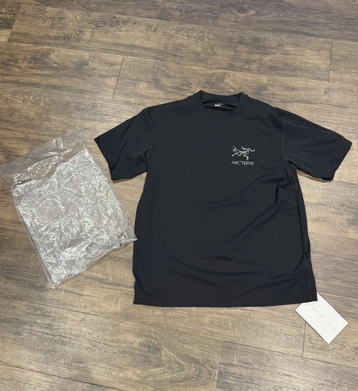 Arc’teryx System A Solarium Black Men’s Tee Shirt Very Rare (BRAND NEW) M