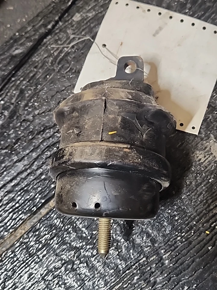 Front Right Engine Mount for MERCURY SABLE FORD TAURUS - Image 3 of 4