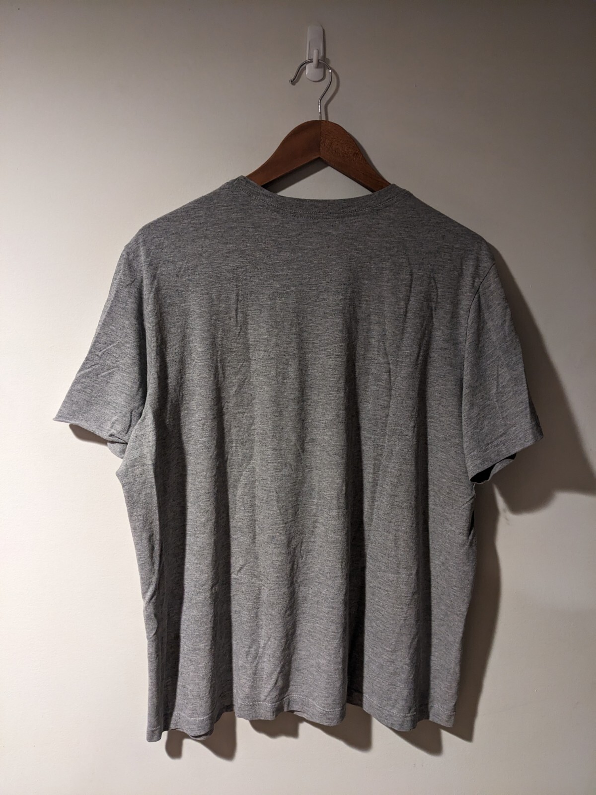 The Nike Tee Mini Swoosh Essential Basic Gray Lar… - image 5