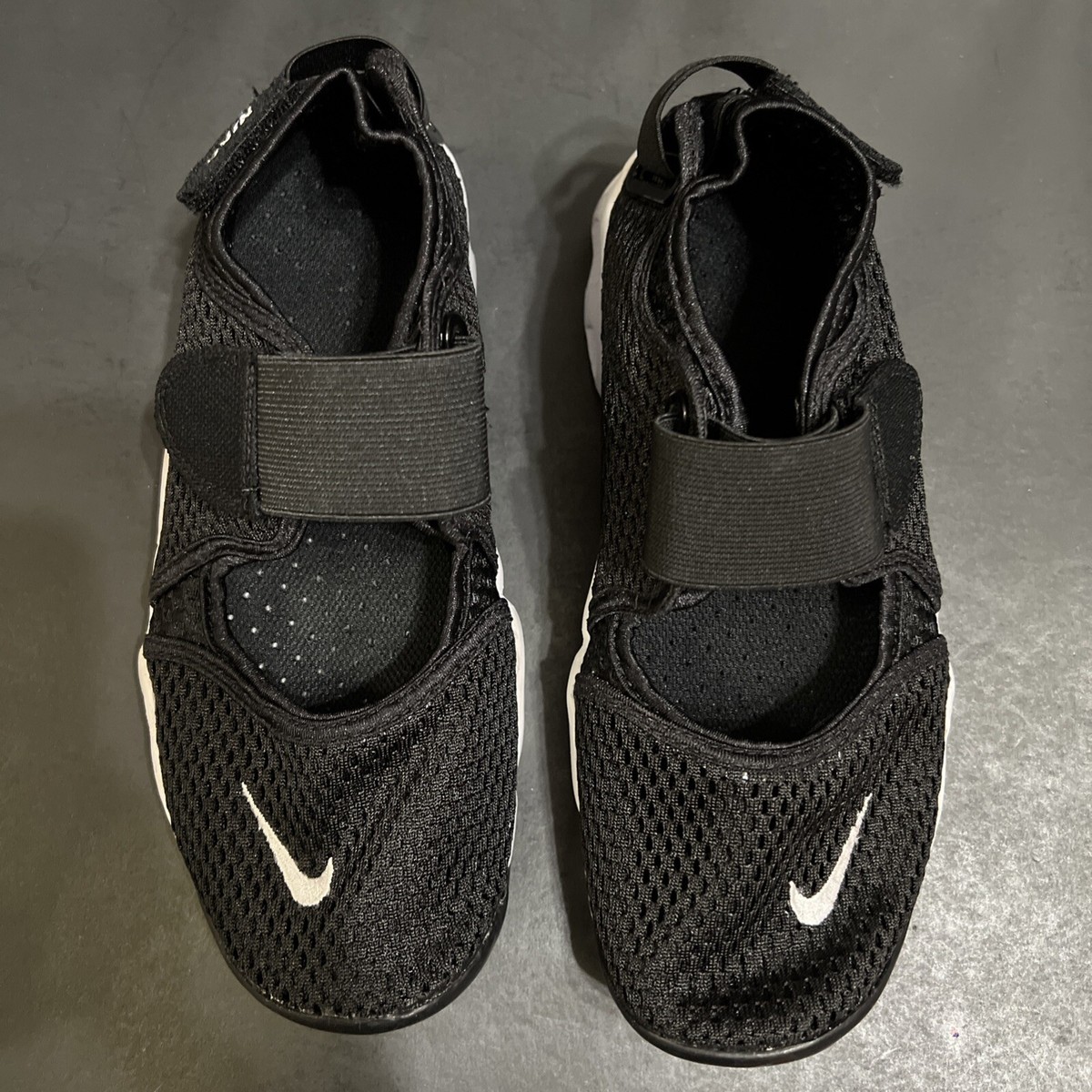 NIKE AIR RIFT (GS/PS BOYS) Sz 5Y BLACK WHITE [322359-014] 'B GRADE