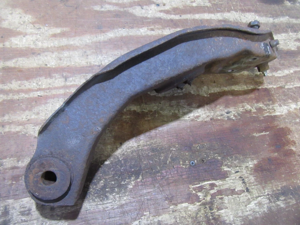 Chevrolet Belair Biscayne 1965 1966 brazo de control delantero inferior sin barra estabilizadora conductor Foto 4 de 4