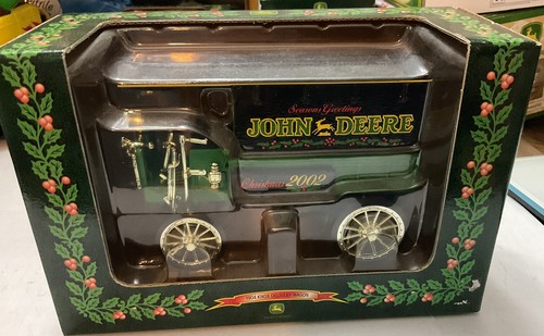 Ertl 1/25 JOHN DEERE 1904 Knox Delivery Wagon Christmas 2002 #15391 - Picture 2 of 6