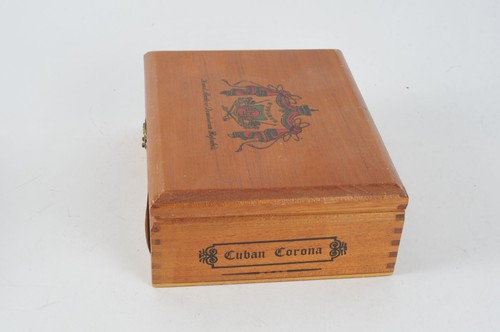 Vintage Arturo Fuente Wooden Empty Cigar Box - Cuban Corona Natural 7x6x2.75 - 第 3/10 張圖片