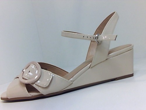 aerosoles beige sandals