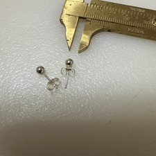 925 Sterling Silver 4mm Pair Round Ball Stud Earrings With Backs