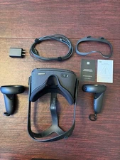 Oculus Quest 128GB VR Headset - Black