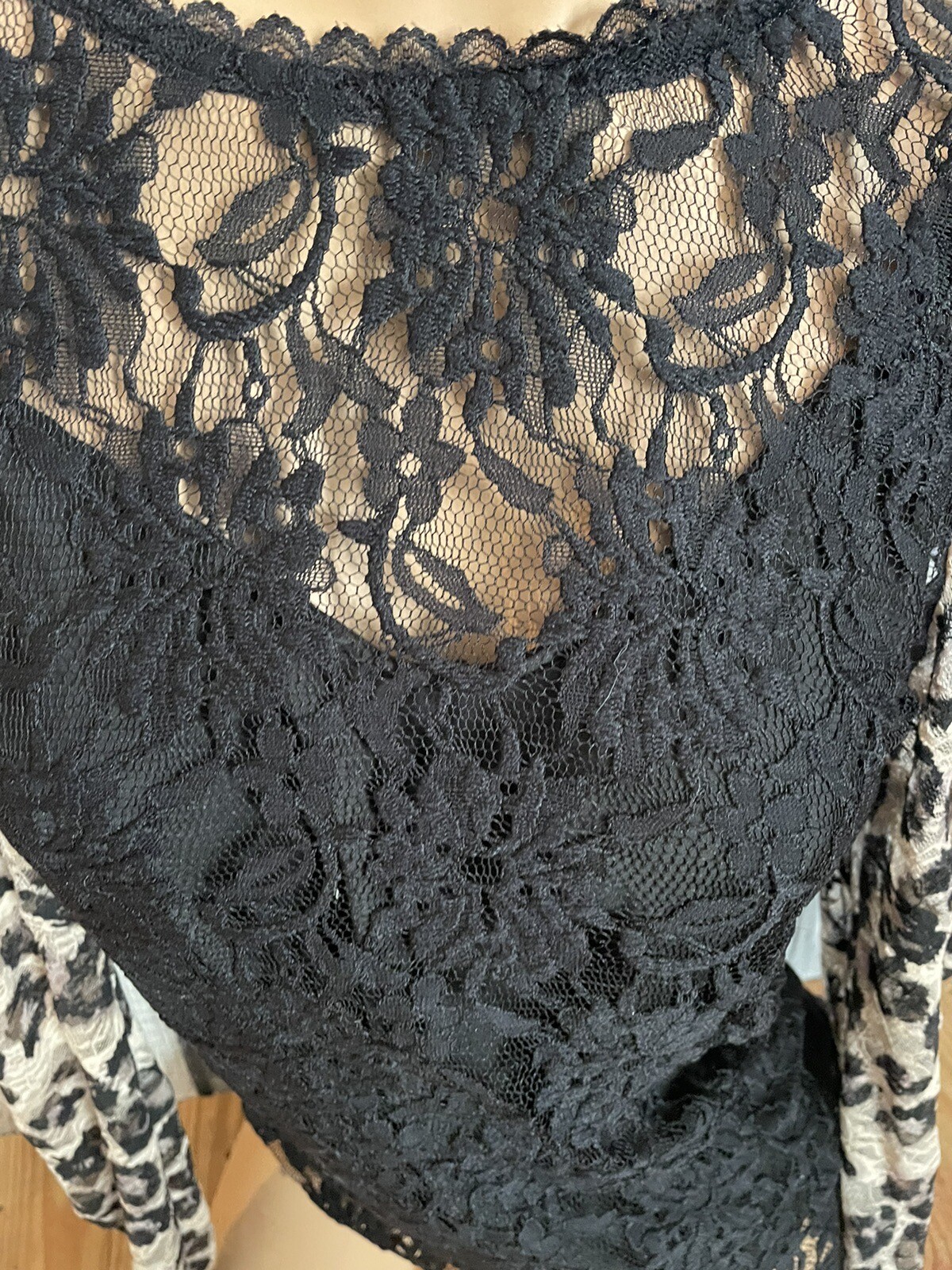 Picture 4 of 12