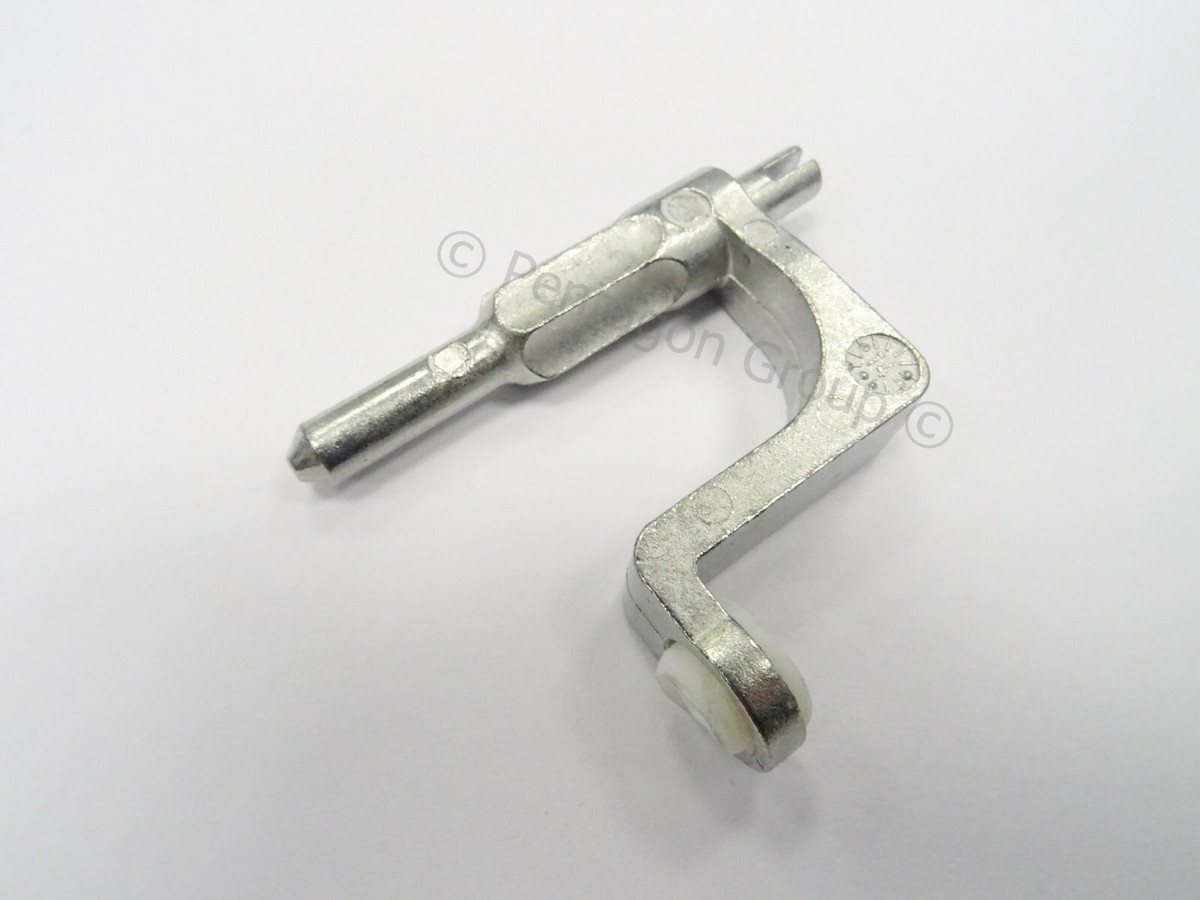 New Genuine Vauxhall Corsa D Inner Door Handle Connecting Rod